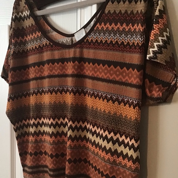 Brand new crop top - Picture 4 of 16